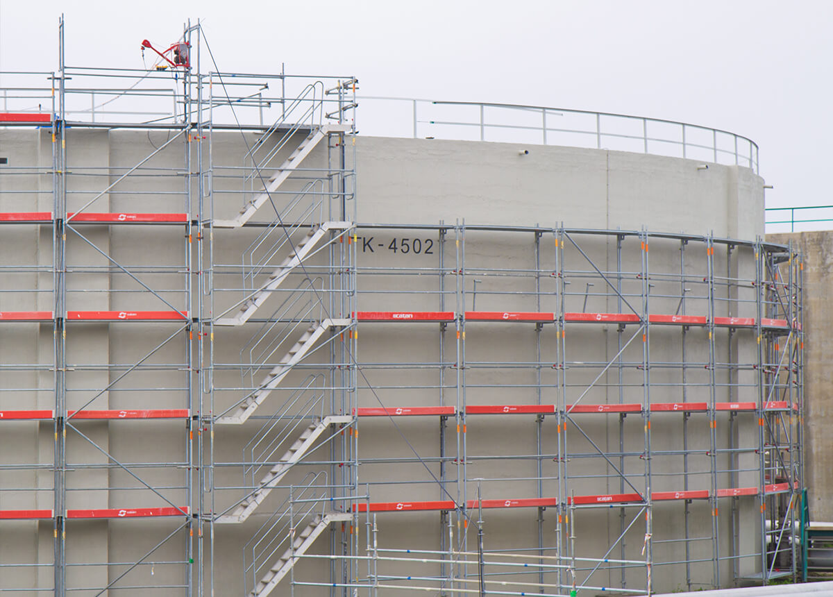 industrial scaffolding for tanks or silos
